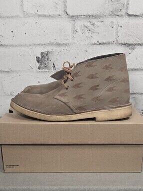 Clarks Originals Desert Boot Taupe Suede Pattern Chukka Boots 9.5